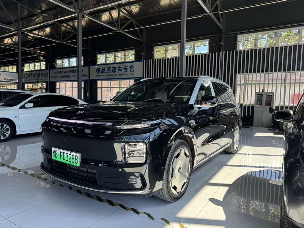 Leapmotor D19
