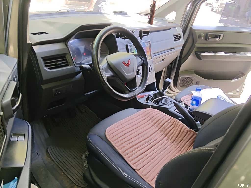 Wuling Hongguang, 2022 14