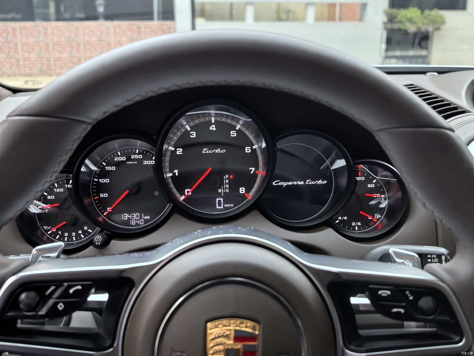 Porsche Cayenne, 2015 8
