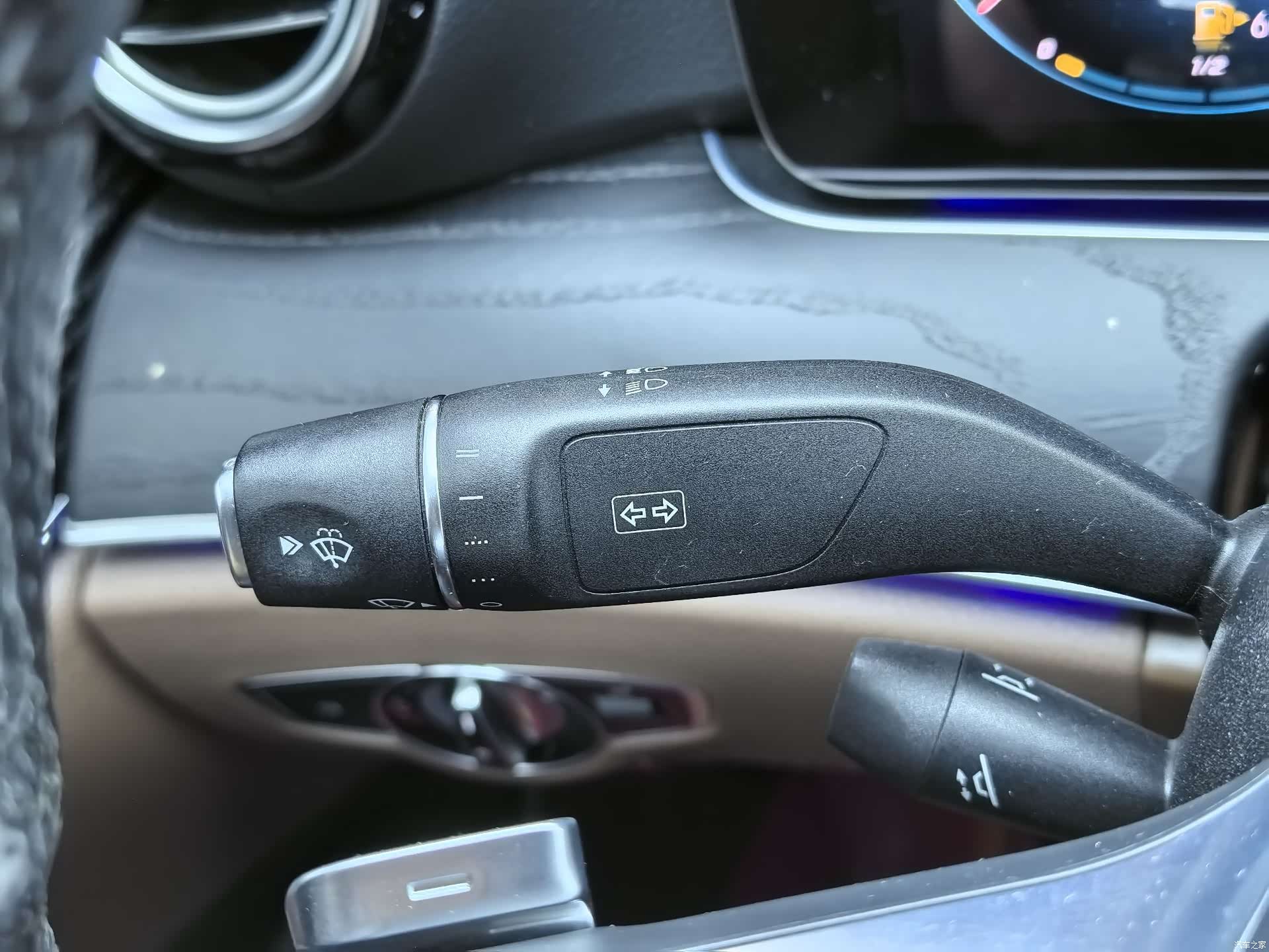 Mercedes-Benz E-Class, 2021 9