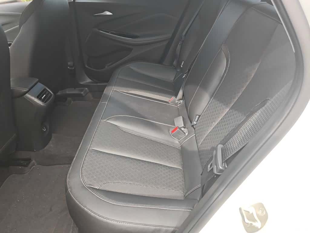 Buick Verano, 2023 17