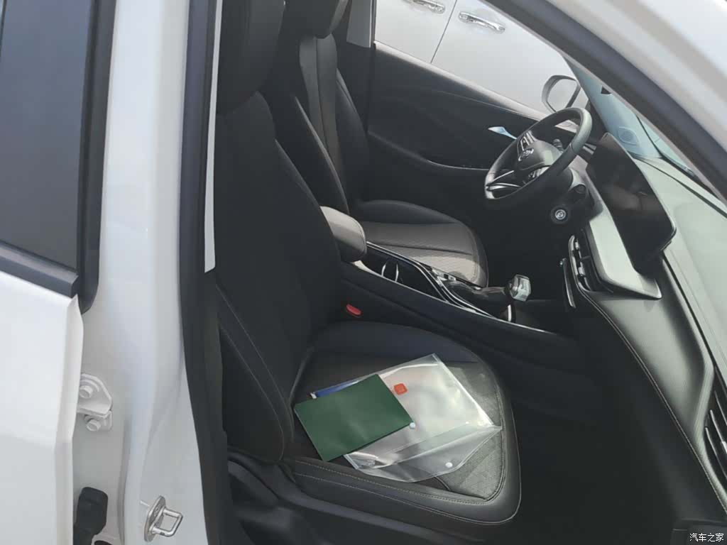 Buick Verano, 2023 25