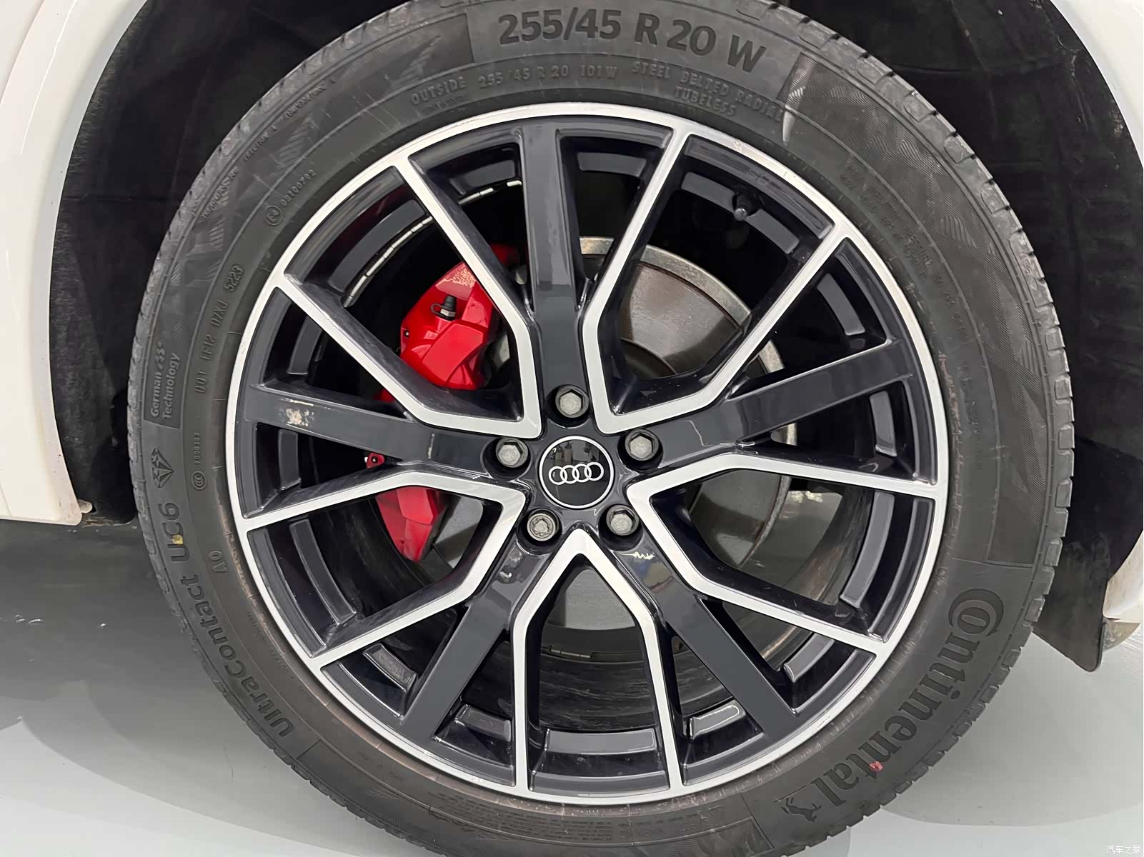 Audi Q5L, 2024 14