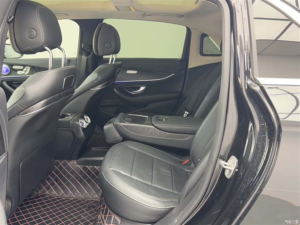 Mercedes-Benz E-Class, 2017 22