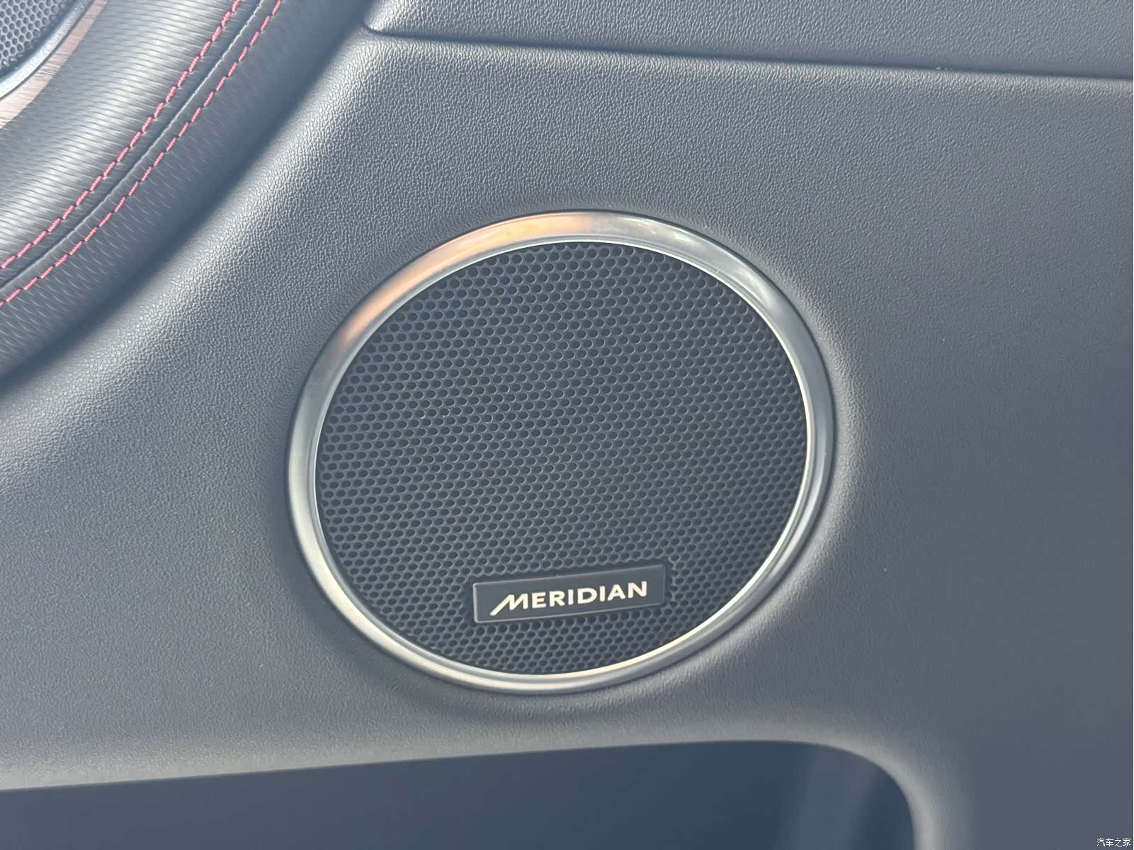 Land Rover Discovery, 2023 15