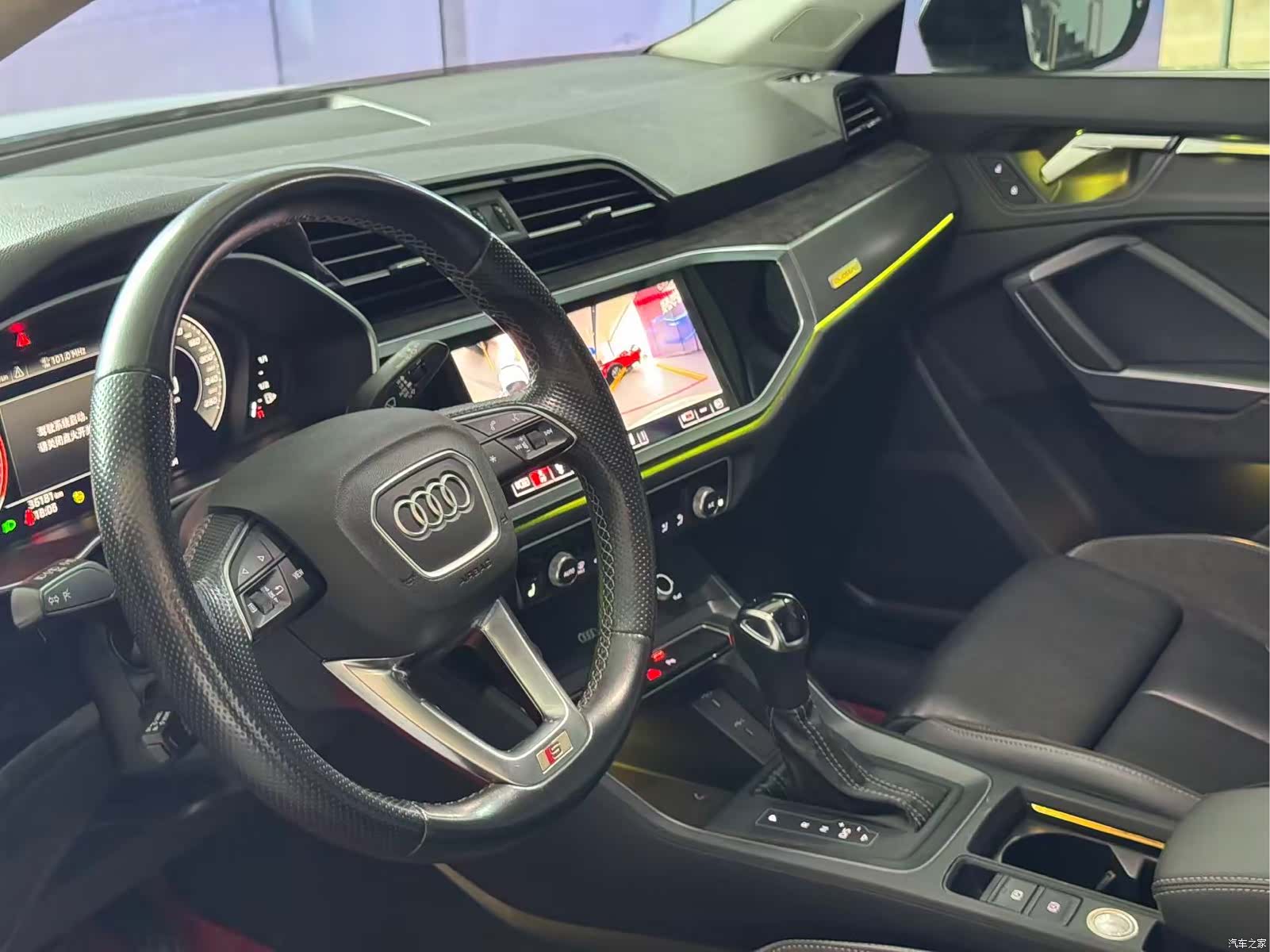 Audi Q3, 2022 13