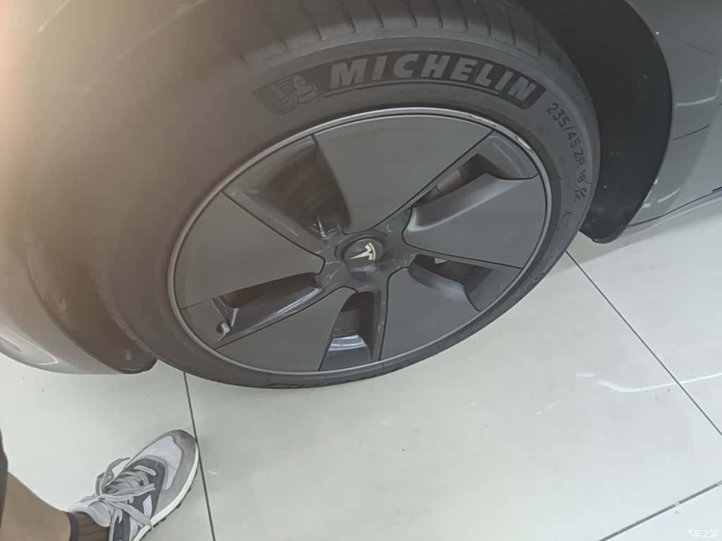 Tesla Model 3, 2023 23