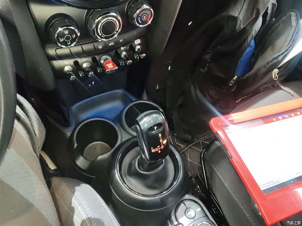 Mini Cooper, 2019 10