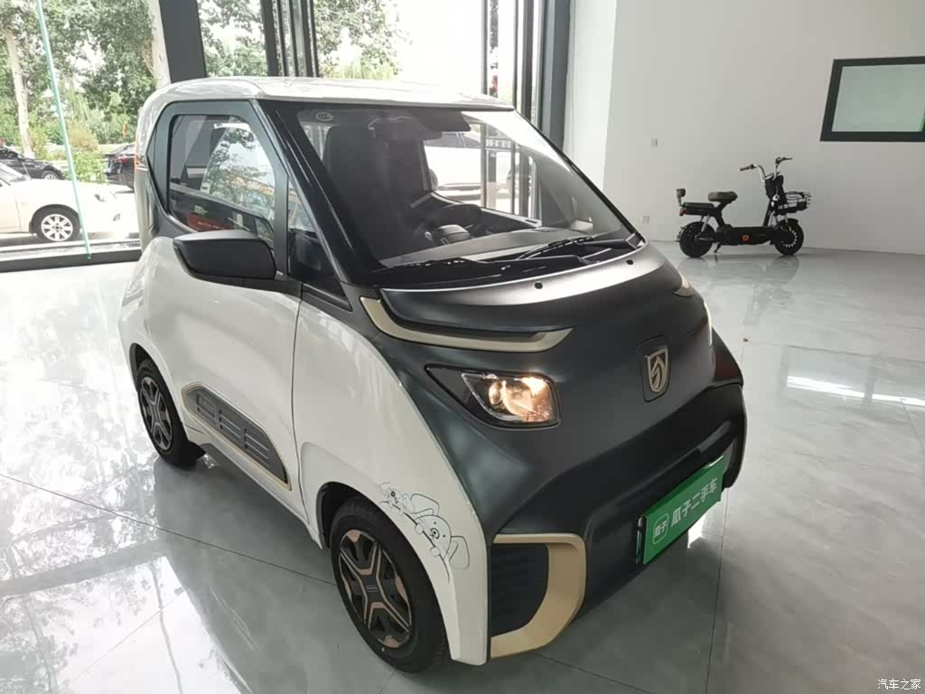 Wuling E200, 2019 4