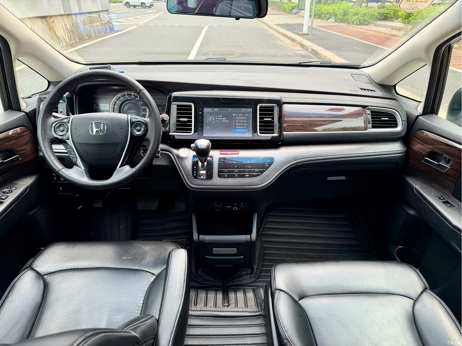 Honda Elysion, 2019 25
