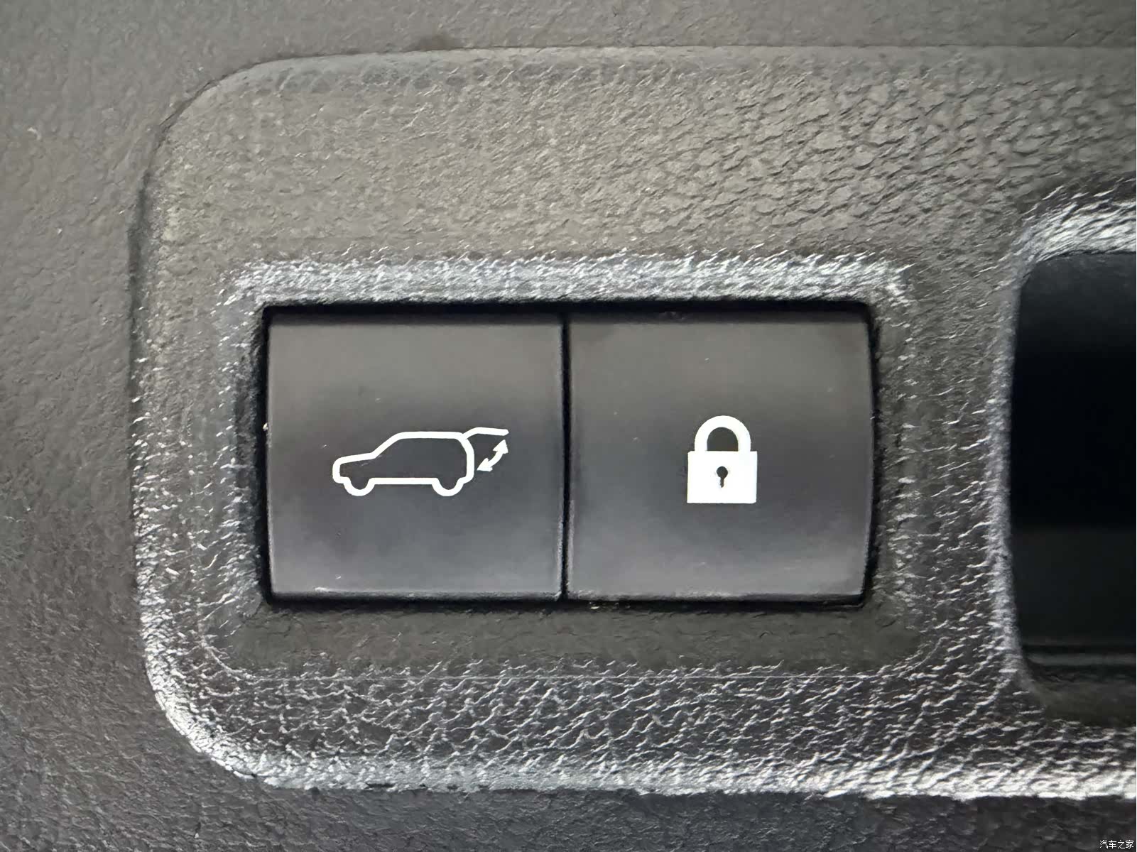 Lexus NX, 2019 23