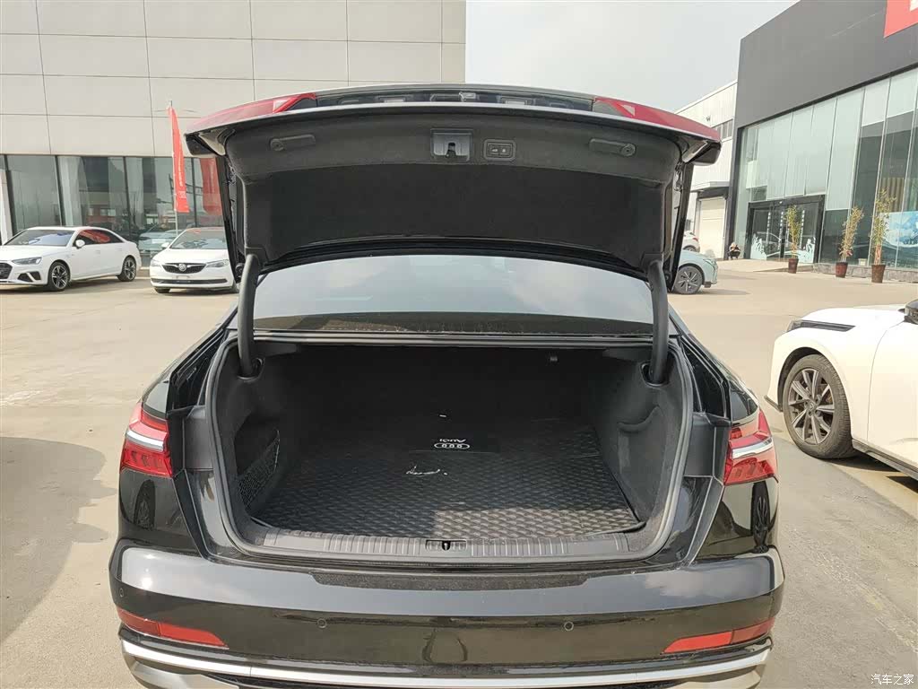 Audi A6L, 2024 15