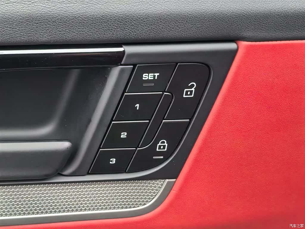 Porsche Cayenne, 2025 26