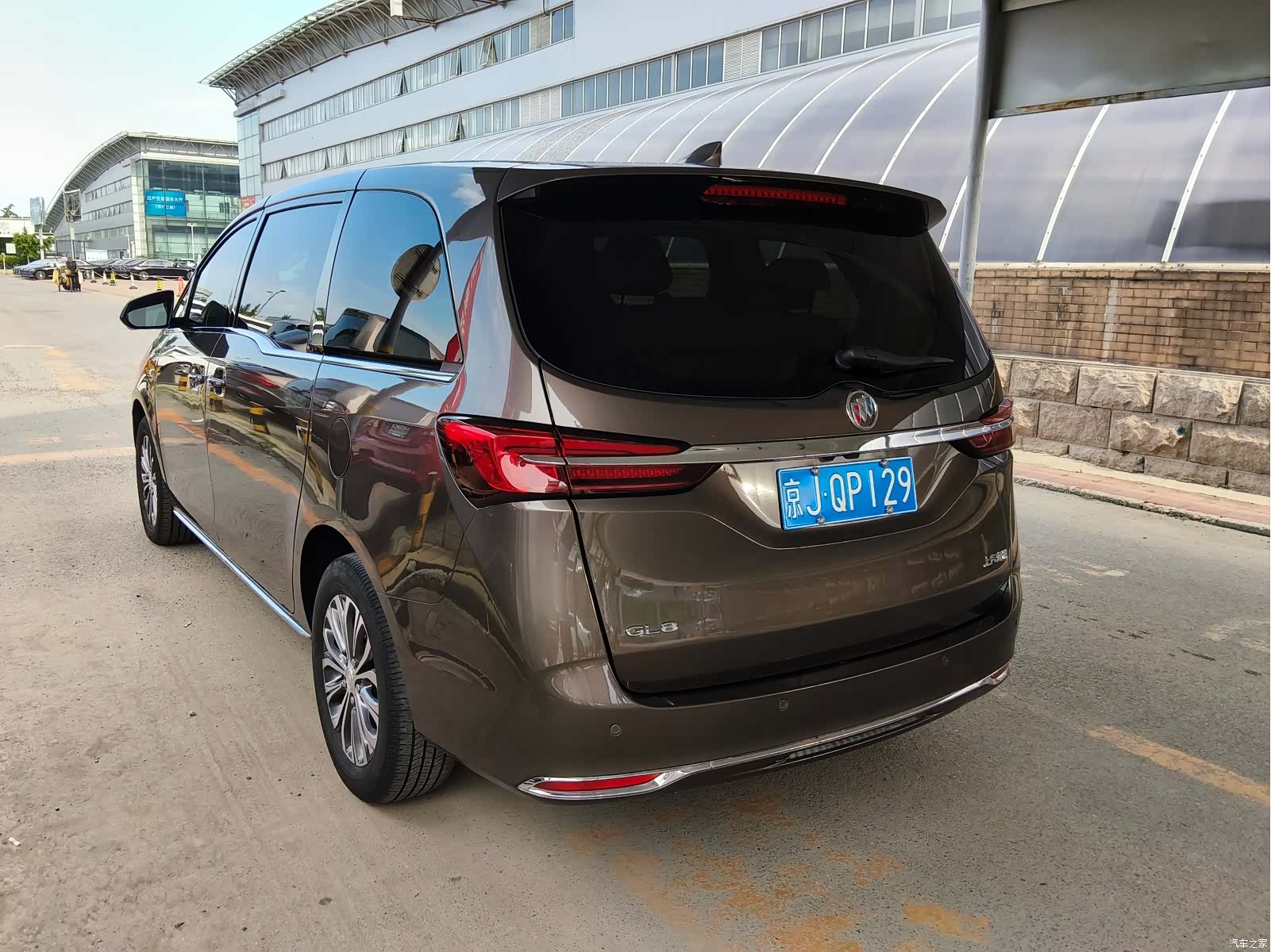 Buick GL8, 2024 4