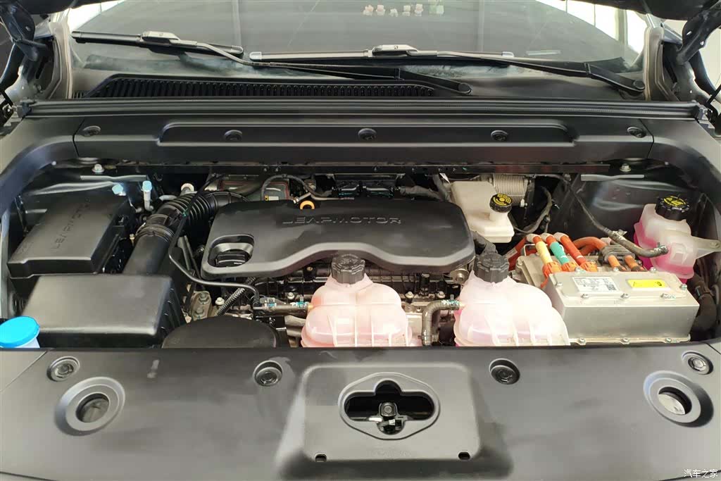 Leapmotor C16, 2025 10