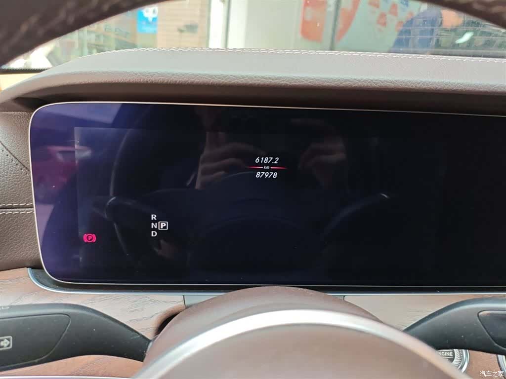Mercedes-Benz E-Class, 2019 6