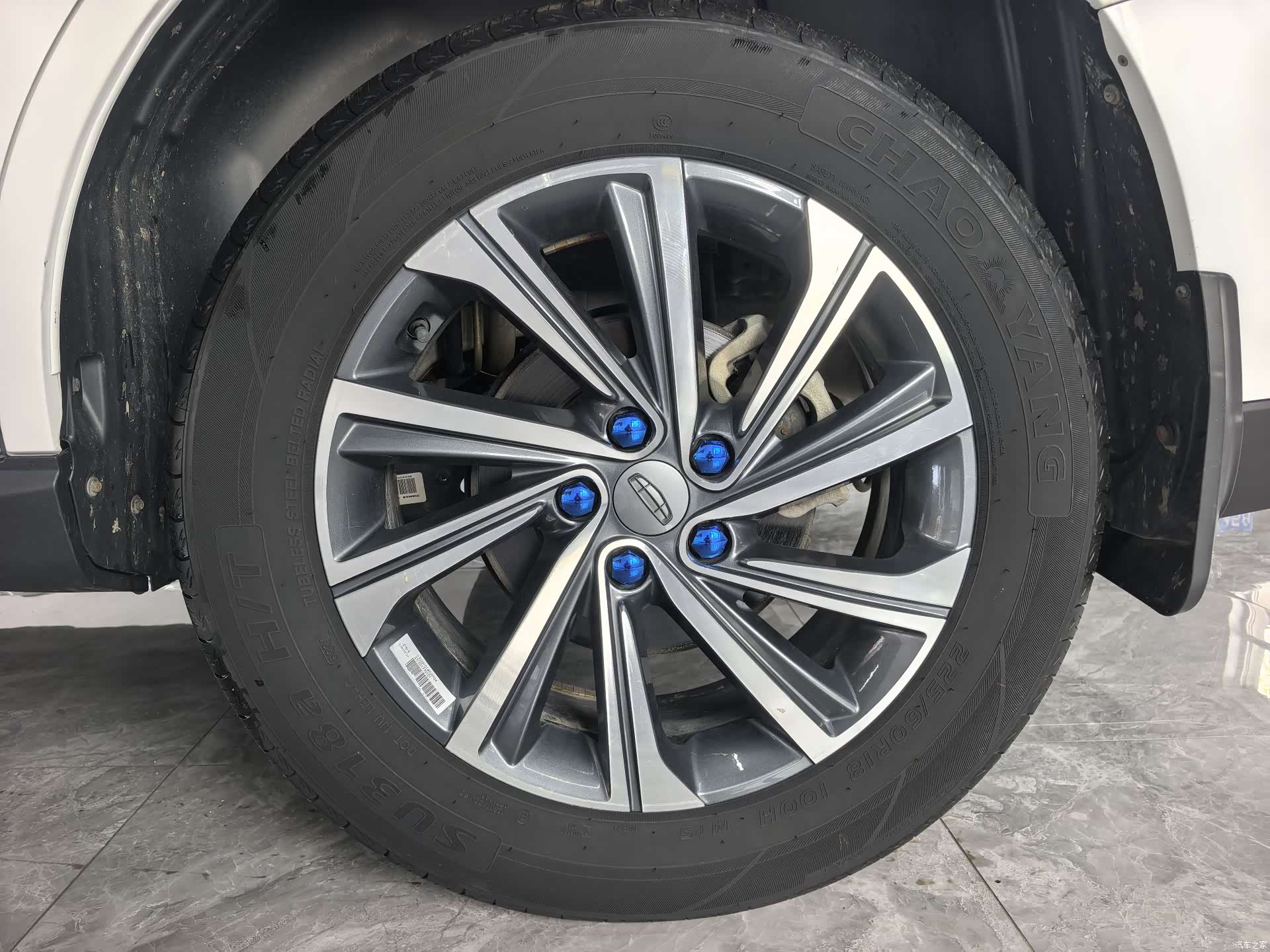 Geely X6, 2022 19