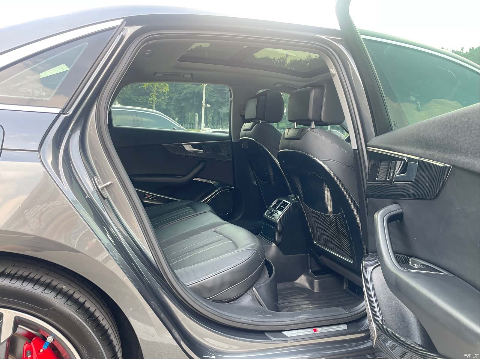 Audi A4L, 2020 13