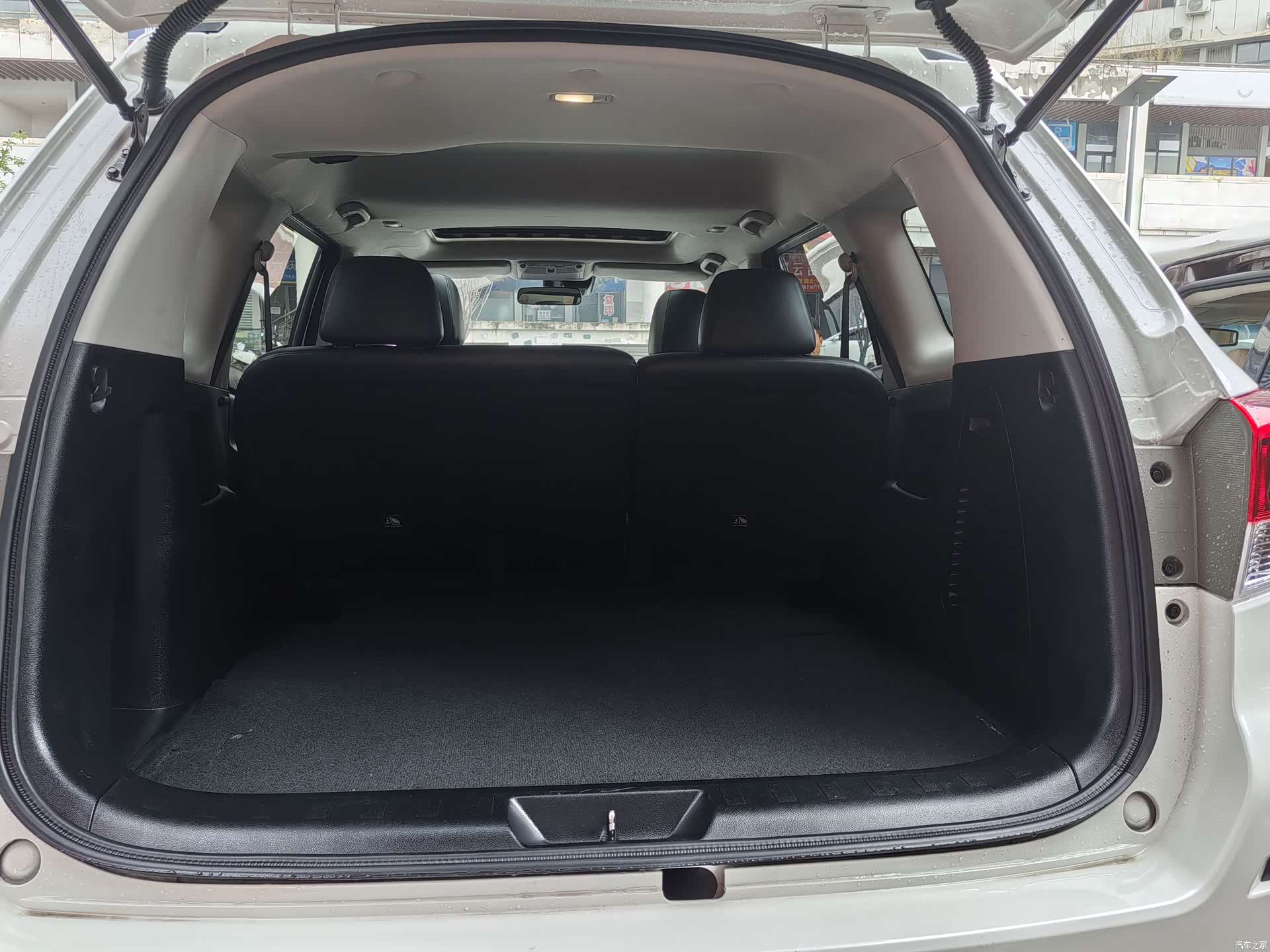 Nissan Terra, 2021 14