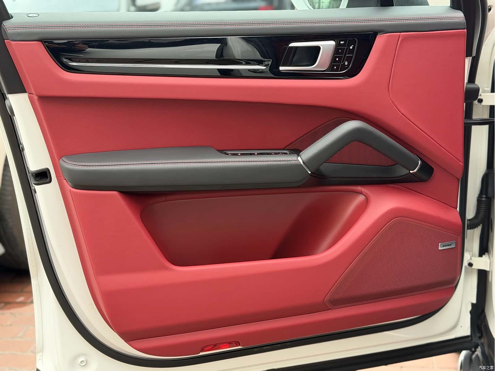 Porsche Cayenne, 2019 9