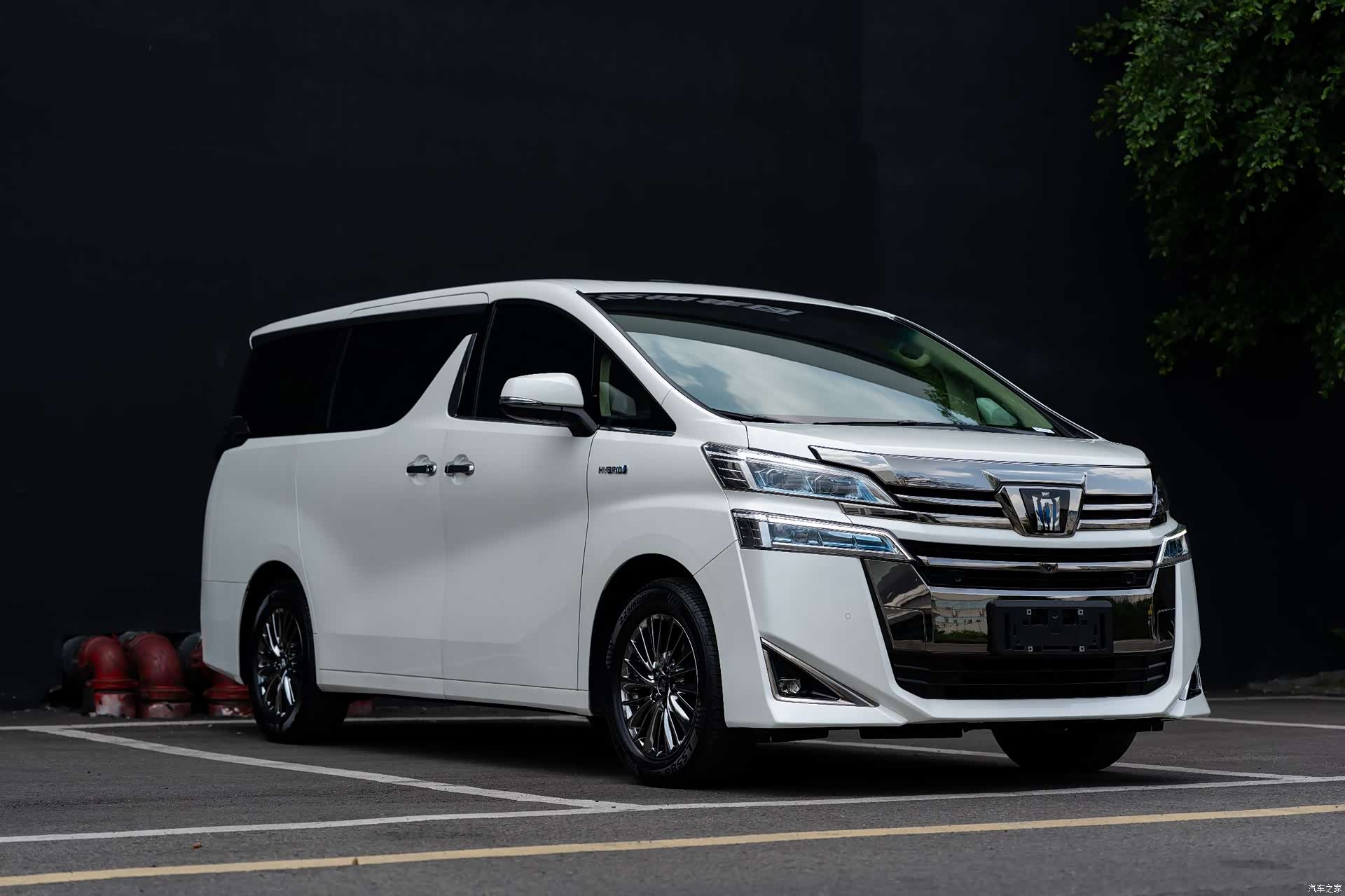 Toyota Vellfire, 2022 2
