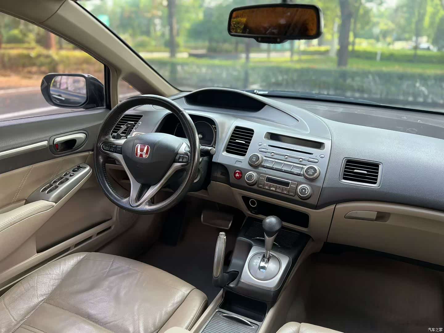 Honda Civic, 2011 7