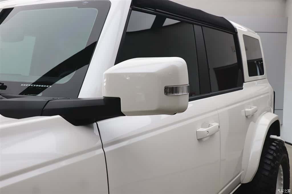 Ford Bronco, 2024 26