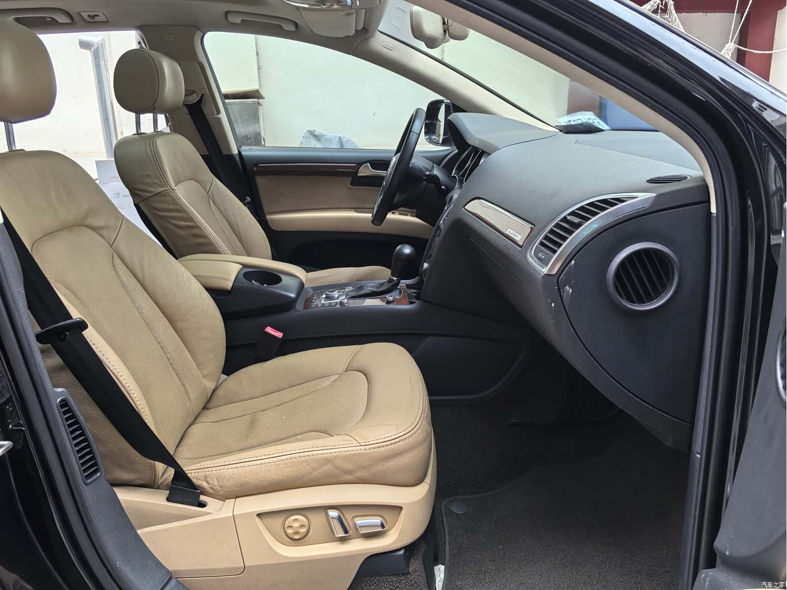 Audi Q7, 2011 11