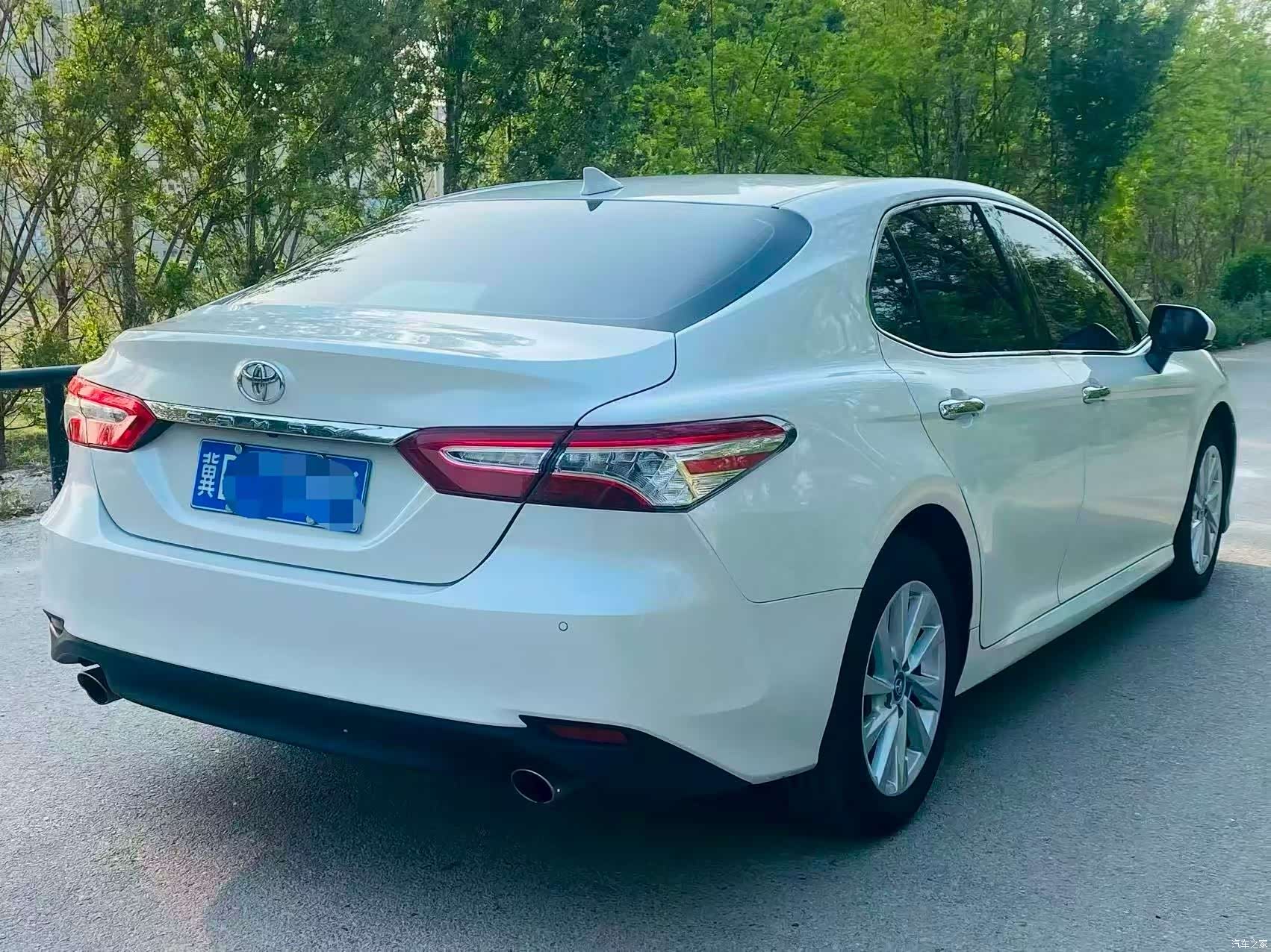 Toyota Camry, 2021 все фото