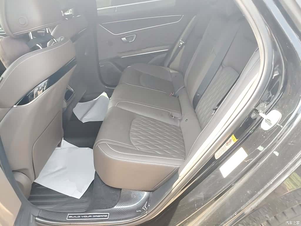 BYD Han, 2023 17