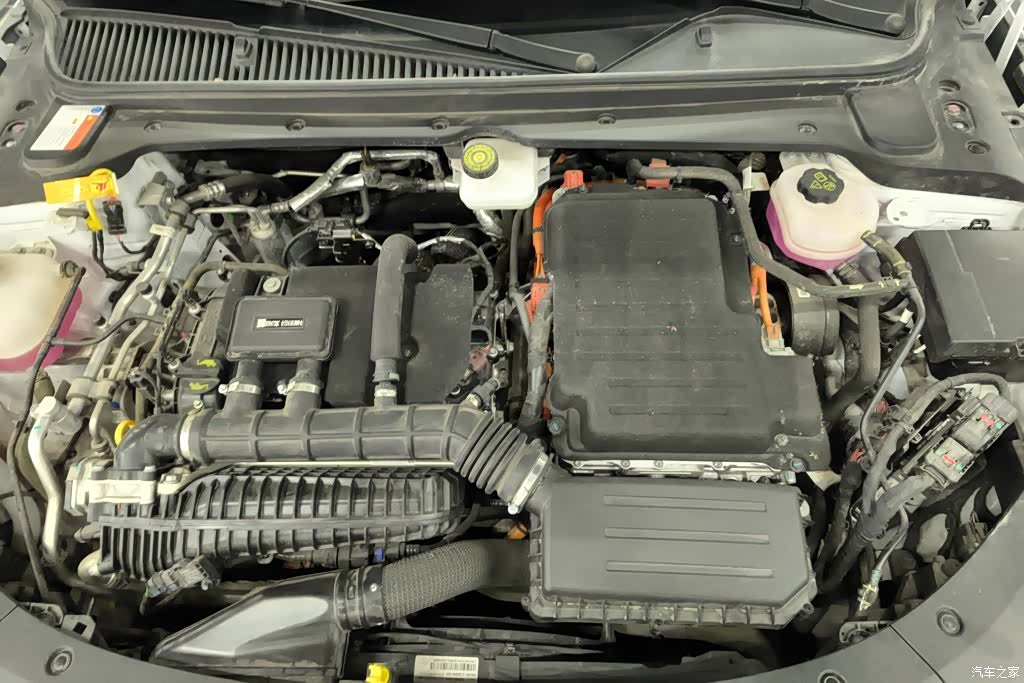BYD Qin, 2025 10