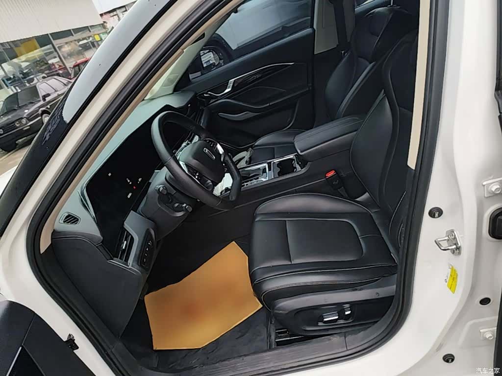 Bestune B70, 2021 15