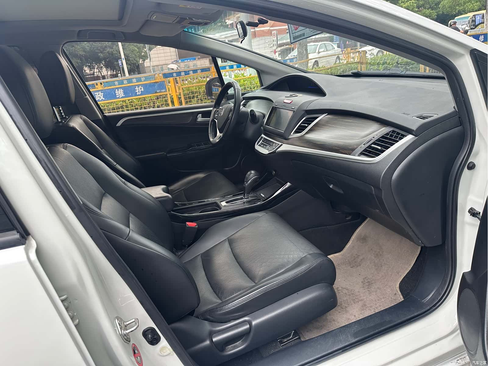 Honda Jade, 2017 11