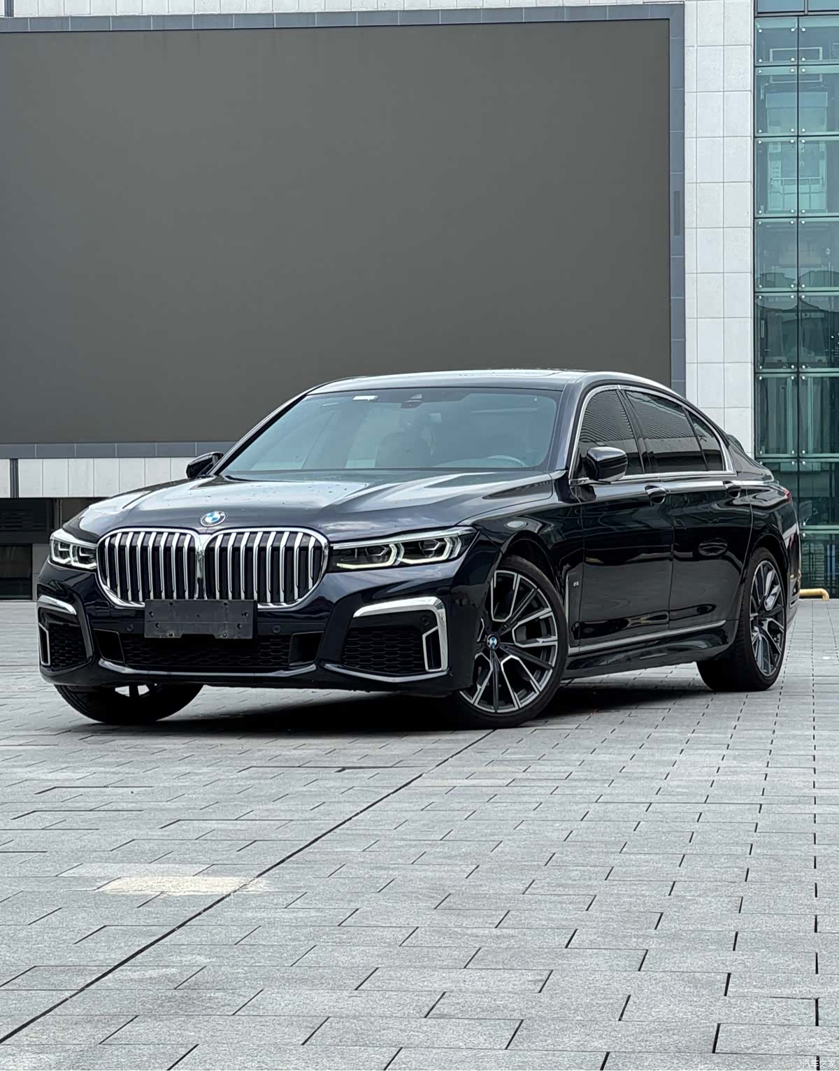 BMW 7 Series, 2021 1