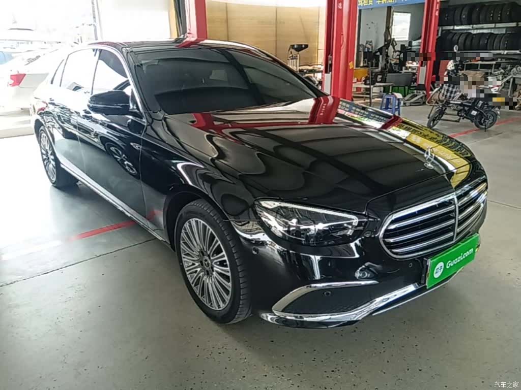 Mercedes-Benz E-Class, 2024 4