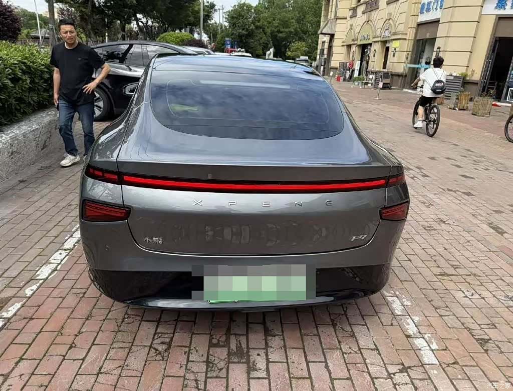 Xpeng P7, 2021 2