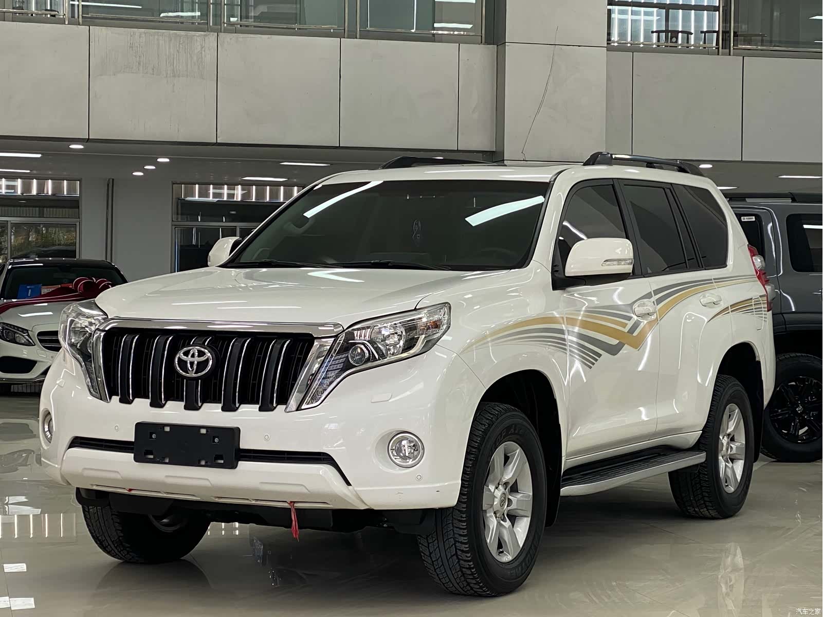 Toyota Prado, 2016 1