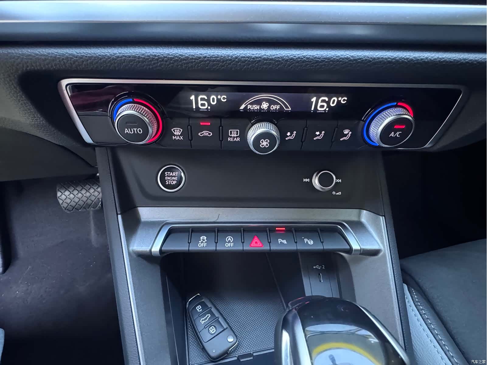 Audi Q3, 2023 21