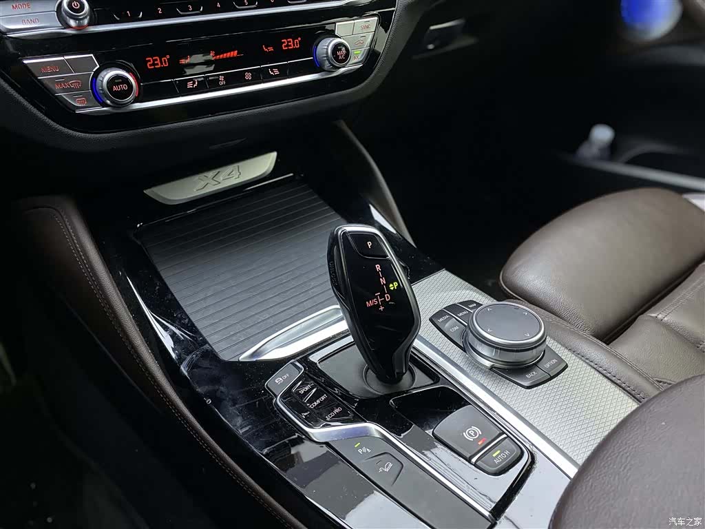 BMW X4, 2020 10