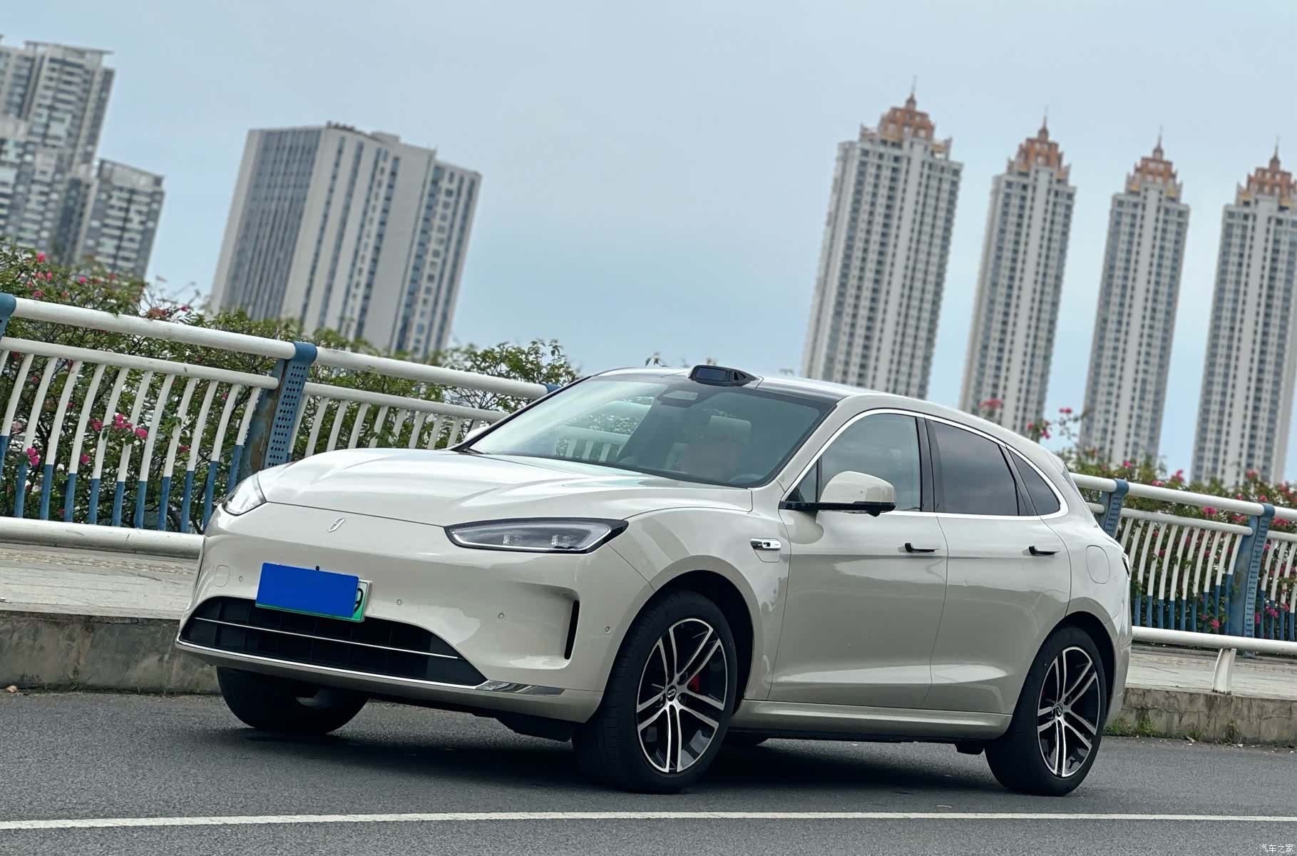 AITO M5, 2025 1