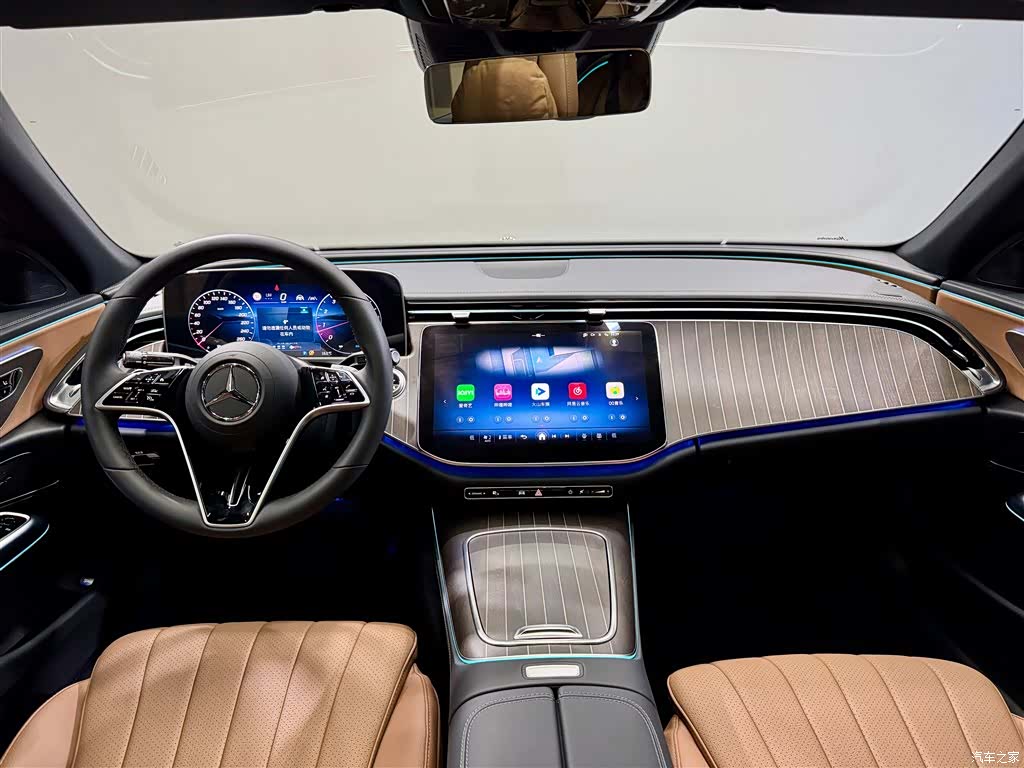 Mercedes-Benz E-Class, 2025 14