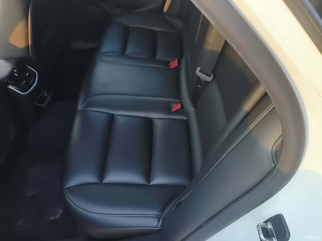 Cadillac XTS, 2018 17