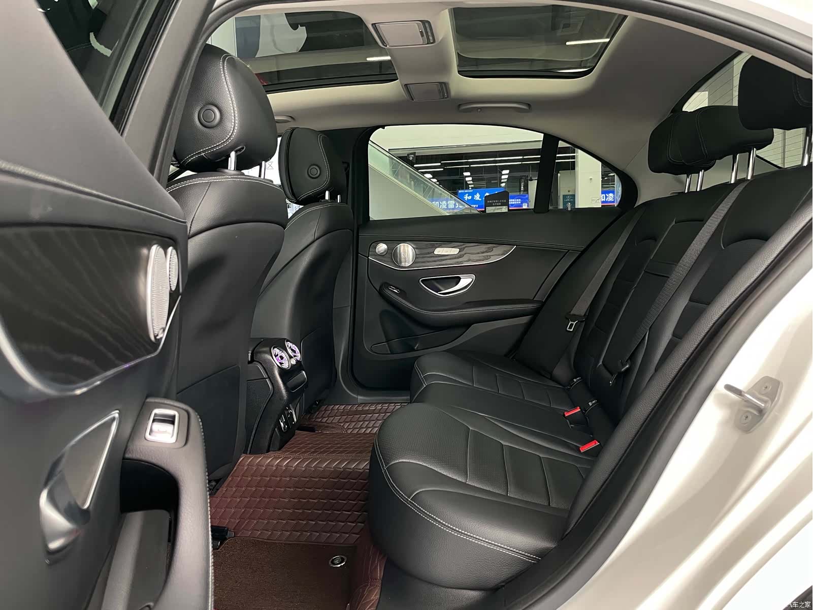 Mercedes-Benz C-Class, 2022 10