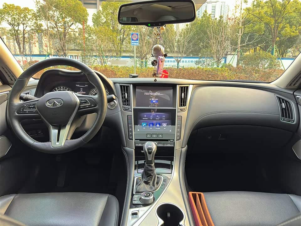 Infiniti Q50L Infiniti Q50L