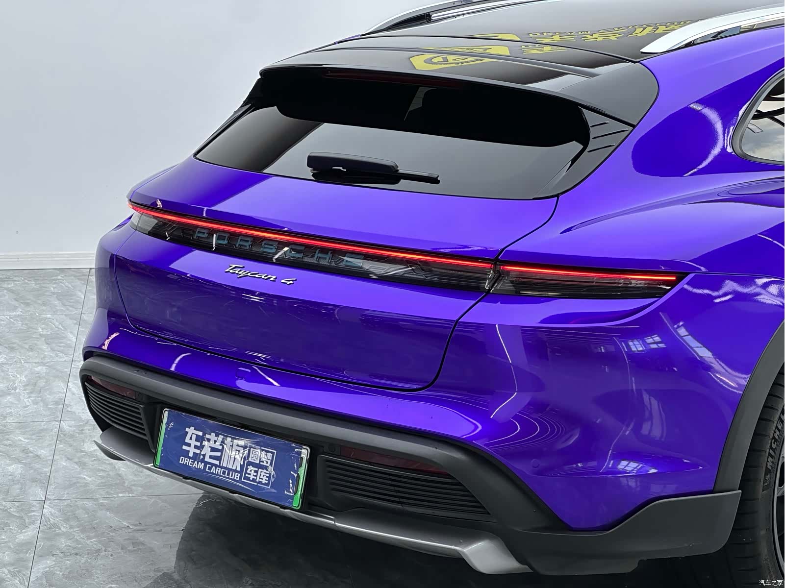 Porsche Taycan, 2023 28