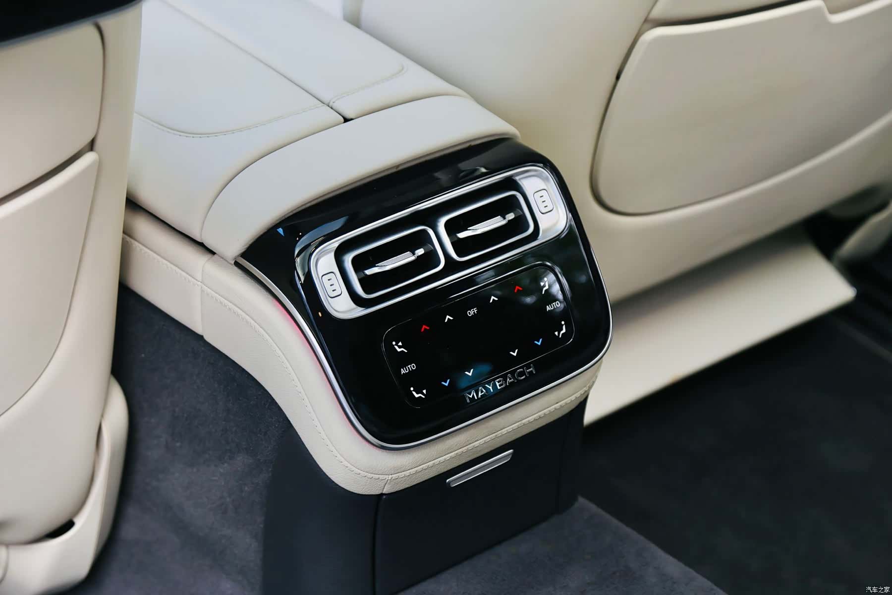 Maybach S-Class, 2021 12