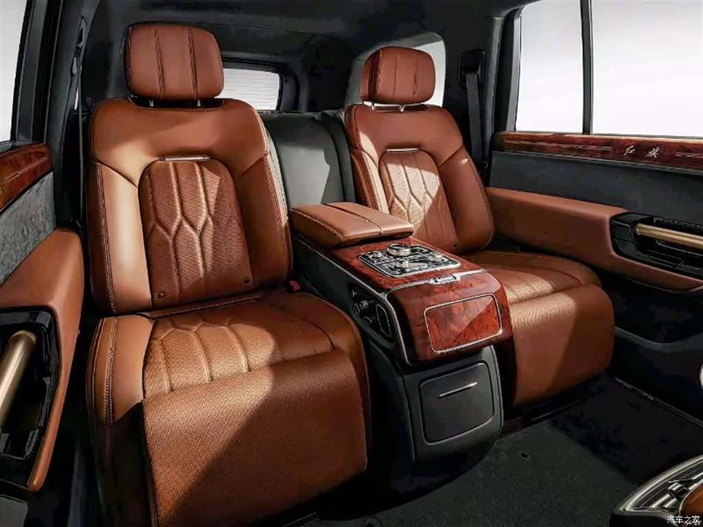 Hongqi 4, 2025 8