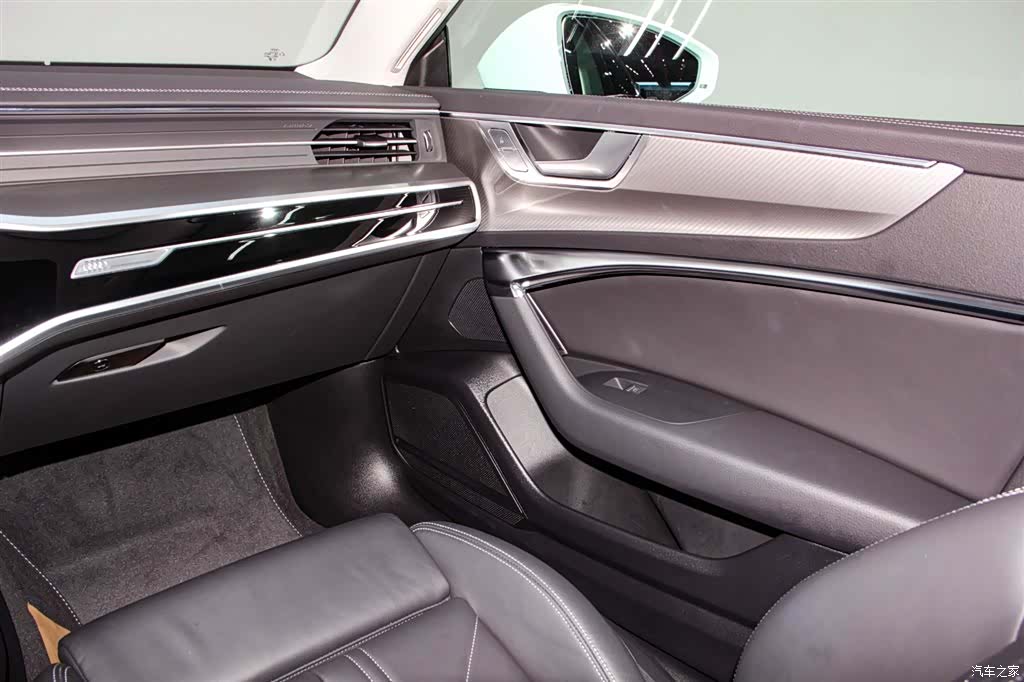 Audi A7, 2025 16