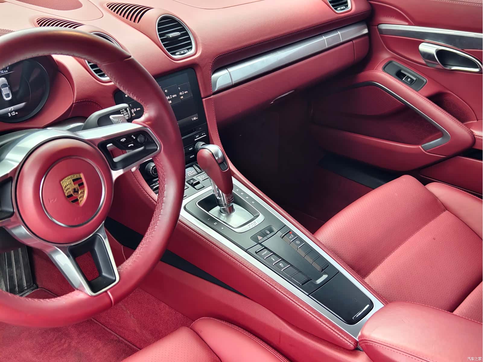 Porsche Cayman, 2017 7