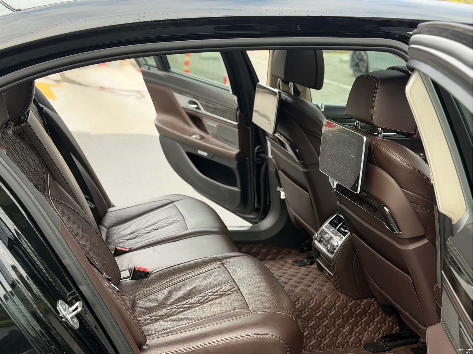 BMW 7 Series, 2016 12